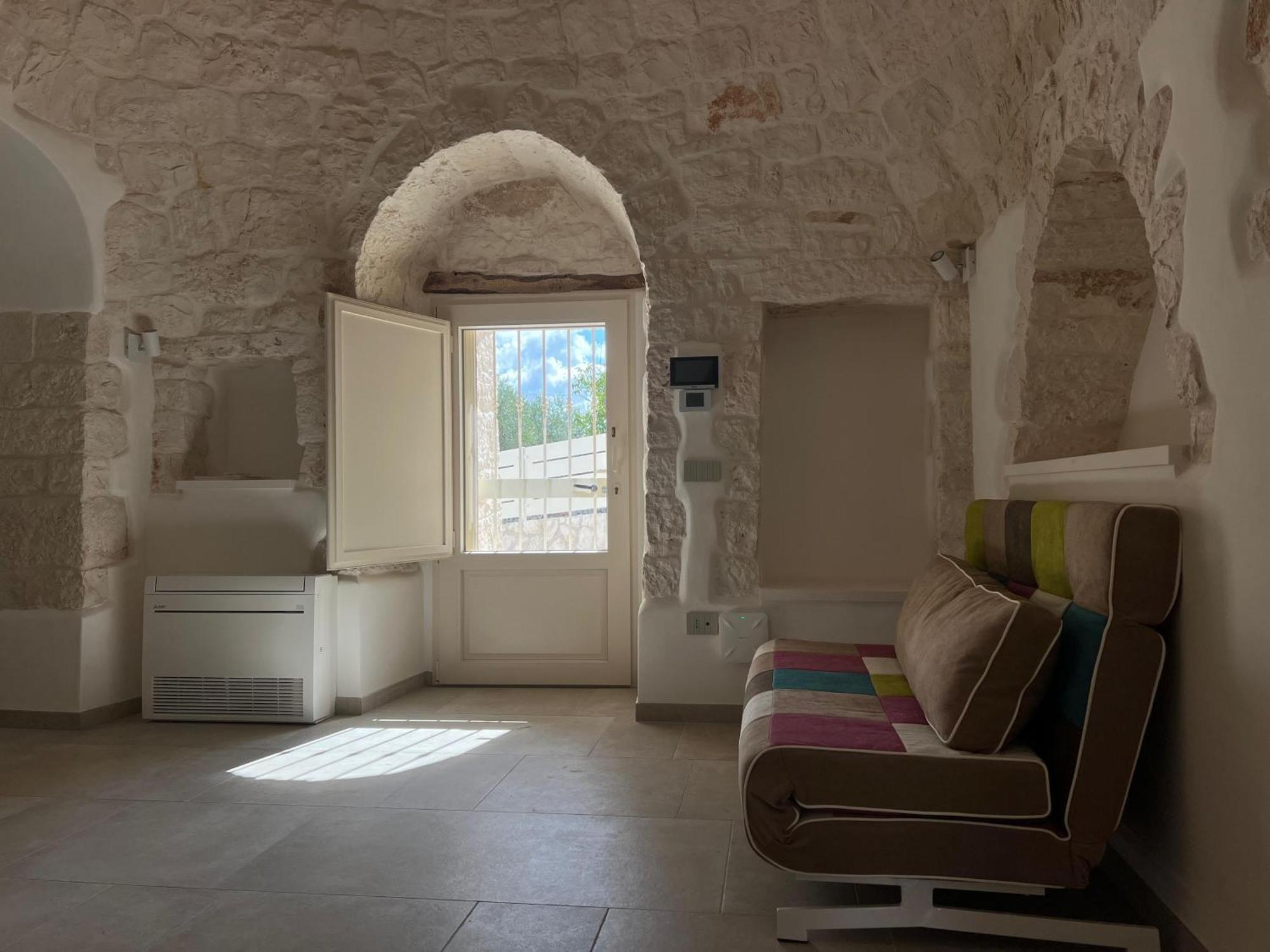 Trulli - Coni Di Luce